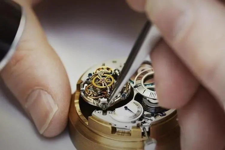 青岛劳力士的官方维修地址在哪